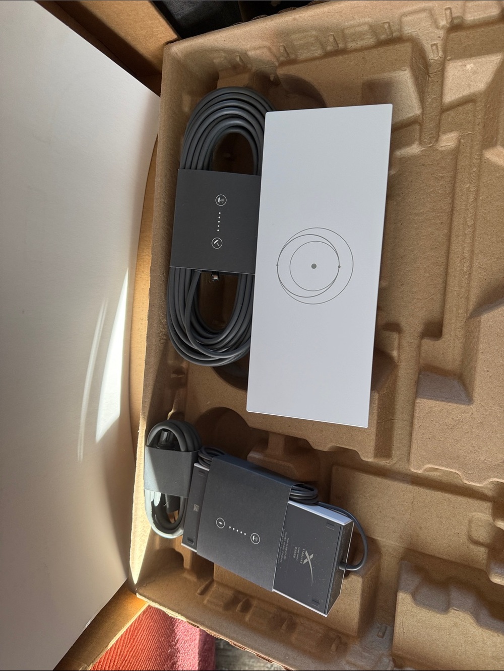 Google Nest Doorbell Power Kit with White Mounting Plate and Gray Cable